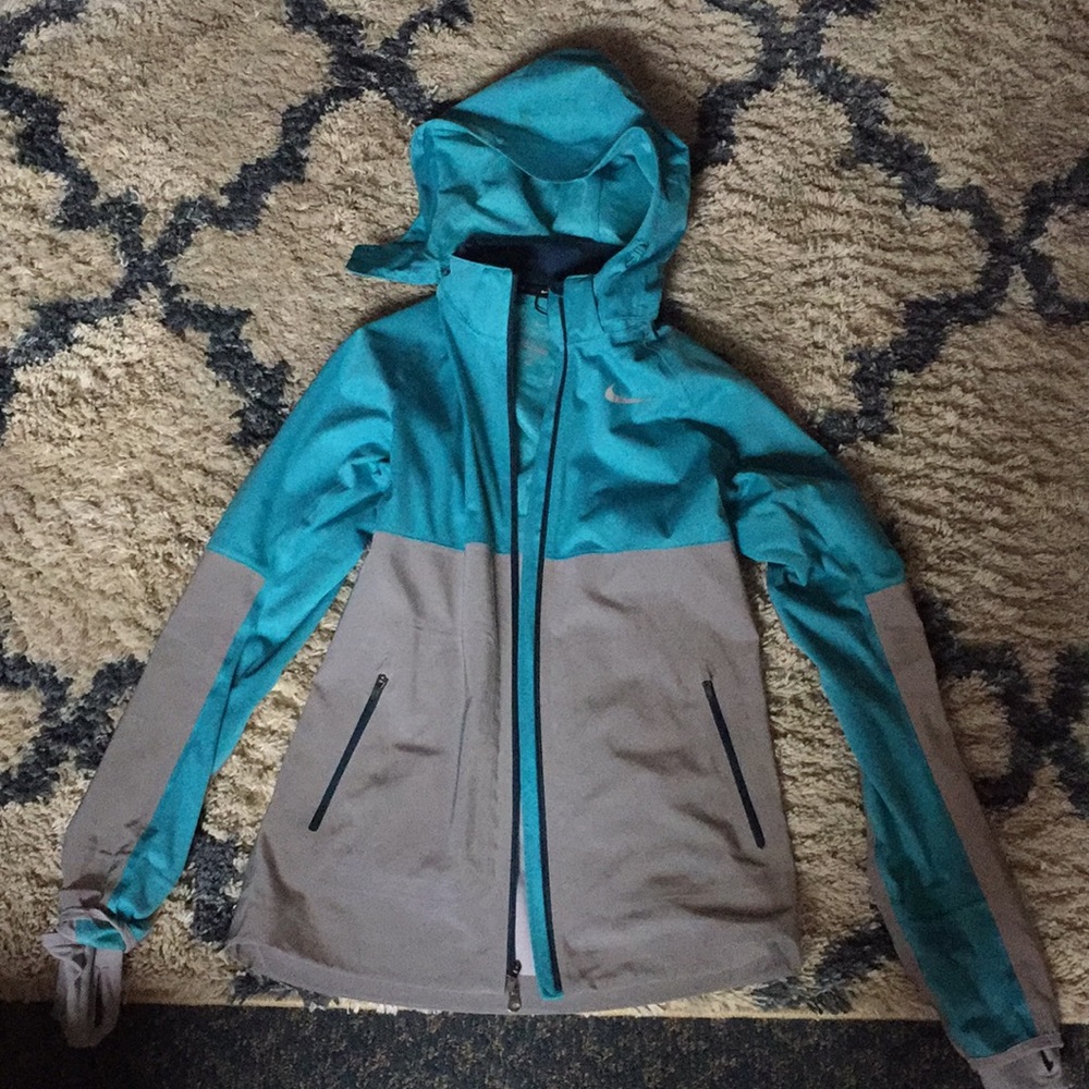 Nike Dri-fit jacket